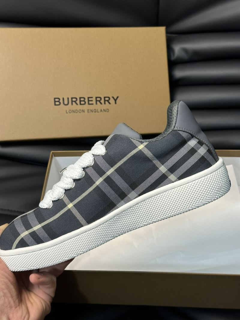 Burberry Low Shoes